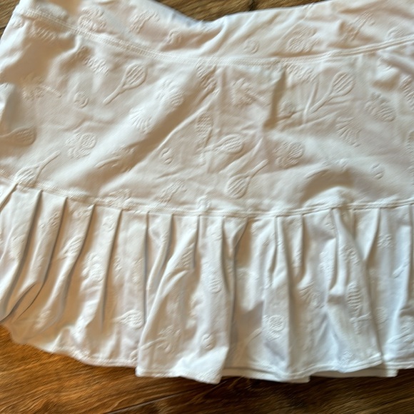 Lilly Pulitzer Luxletic tennis skort - Picture 9 of 11